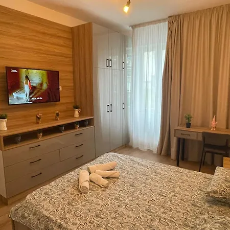 Apartment Modern In Center *